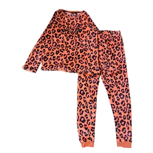 13 év (158) Matalan párducmintás pihe-puha pizsama, együttes 13 év (158) Matalan párducmintás pihe-puha pizsama, együttes