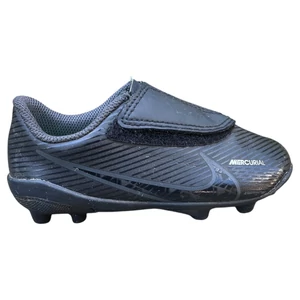 26-os (UK8.5) Nike mercurial focicipő
