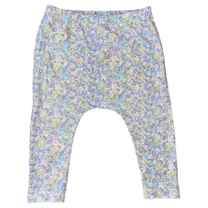 6-9 hó (74) Next virágos leggings, nadrág 6-9 hó (74) Next virágos leggings, nadrág