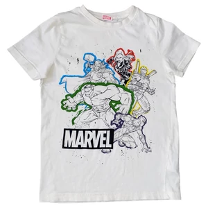 9-10 év (140) F&F Marvel szuperhősös póló 9-10 év (140) F&F Marvel szuperhősös póló