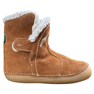 24-es Kickers puha gumitalpú bélelt bőrcsizma