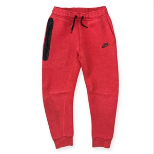 8-10 év (134-140) Nike melegítőnadrág