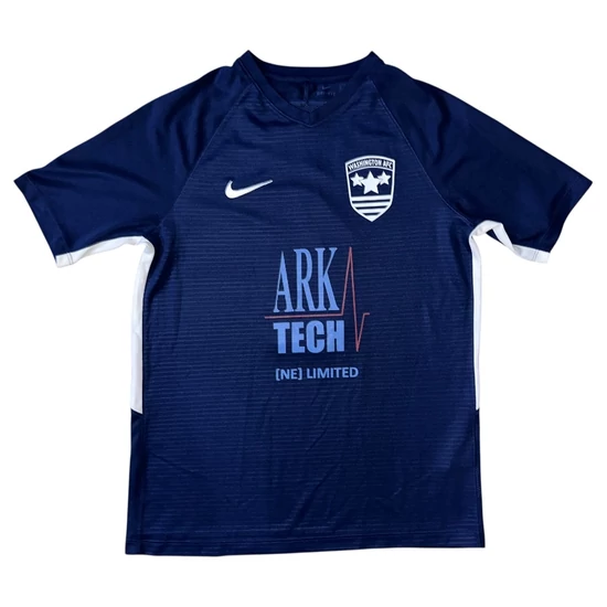 13-15 év (158-170) Nike sötétkék póló, mez