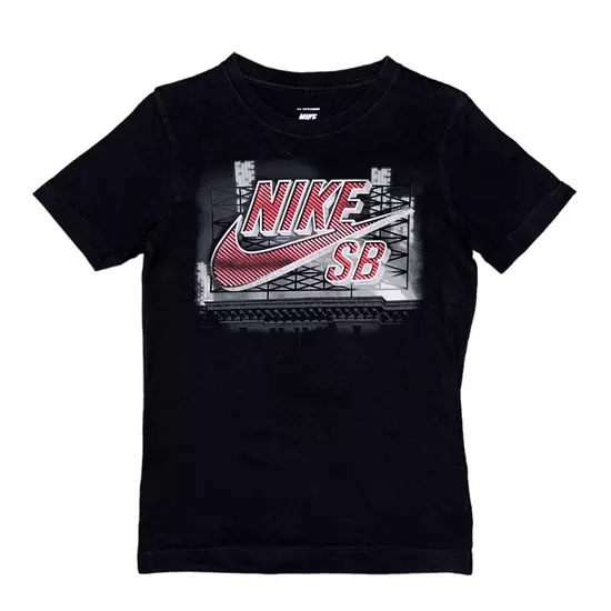 8-10 év (134-140) Nike póló